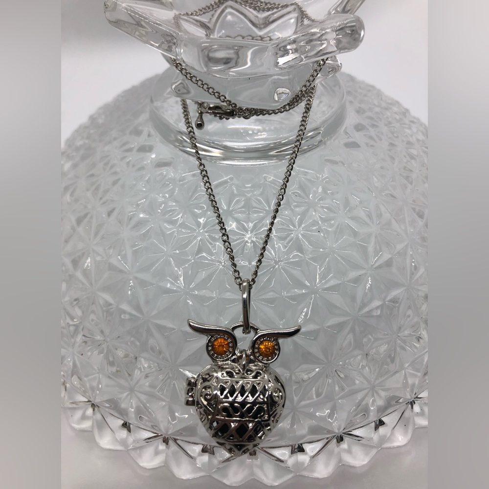 Difuser Owl Necklace
